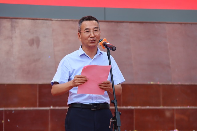 1749193709286892.jpg 黨委副書記、紀(jì)委書記盧仁虎作總結(jié)講話.jpg